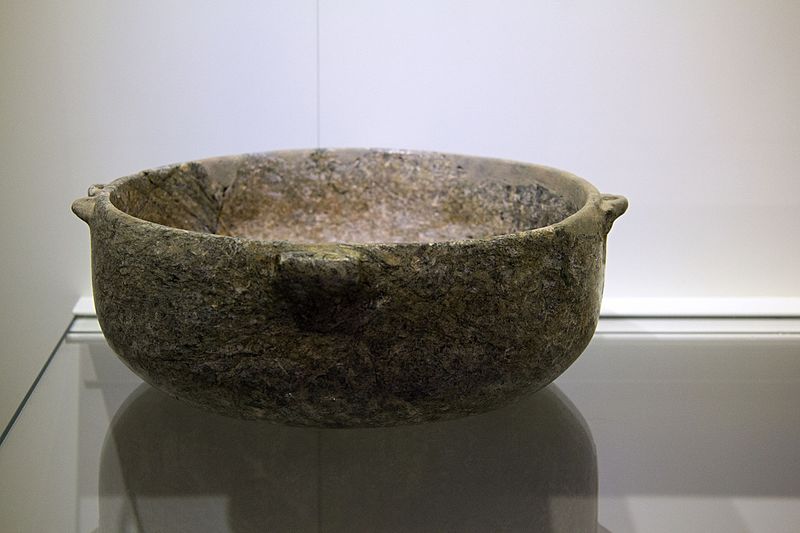 File:Stone vessel, Minoan Crete, 1800-1700 BC, AMH, 144723.jpg