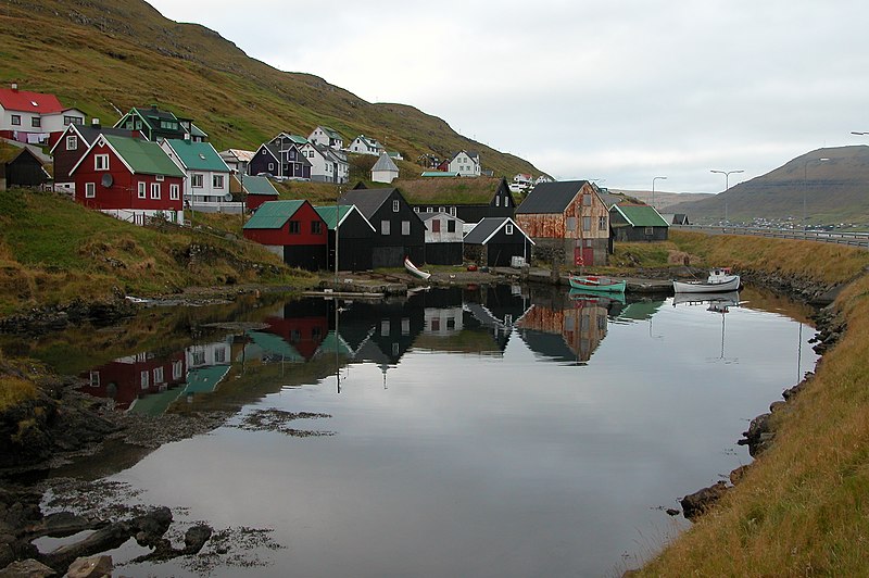 Datei:Strendur, Faroe Islands (2).JPG
