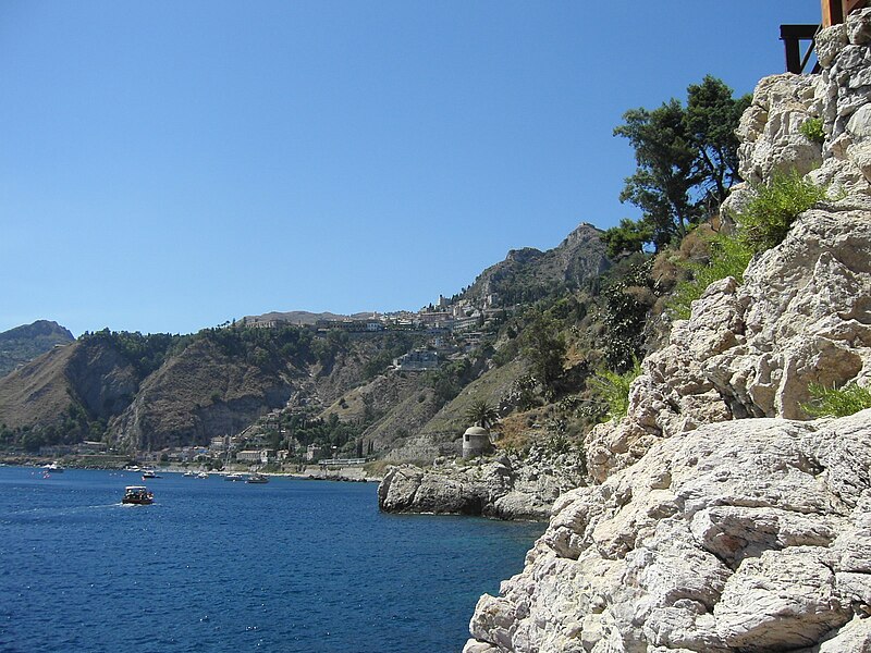 File:Taormina - panoramio.jpg