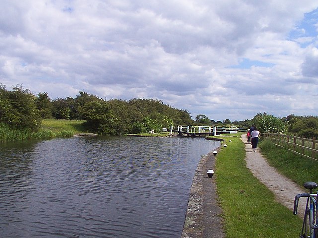 A View of the Erewash Canal above Eastwood Lock (Lock 1) at a place known locally as The Gudgeon