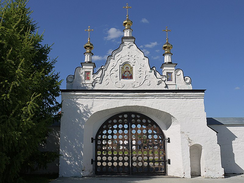 File:The Northern Holy Gates.JPG