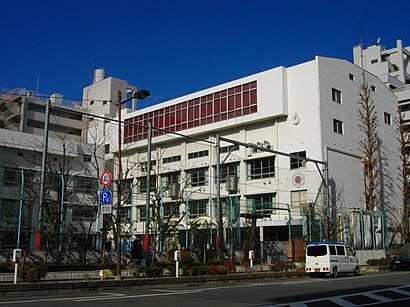 東京都立 白鴎高等学校 附属中学校への交通機関を使った移動方法