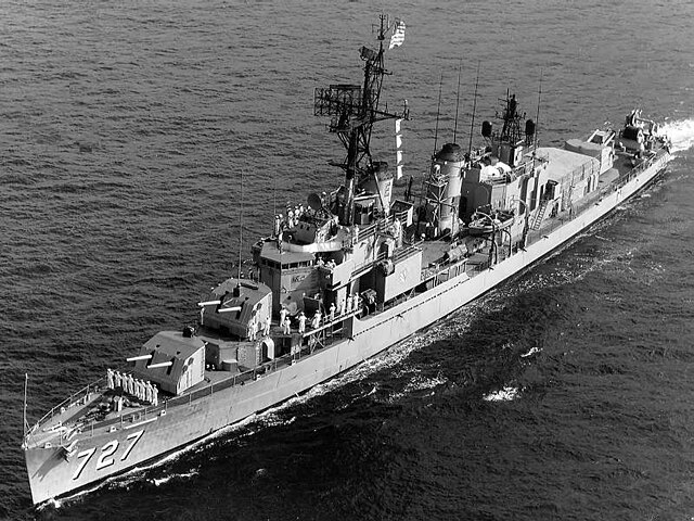 USS De Haven c.1970 fitted with FRAM II modifications.