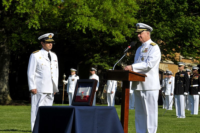 File:US Navy 110426-N-ZB612-082 Chief of Naval Operations (CNO) Adm. Gary Roughead welcomes Adm. Edmundo Gonzalez Robles, Commander in Chief of the Chil.jpg