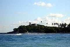 Stupa in Unawatuna