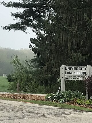 <span class="mw-page-title-main">University Lake School</span> Private, day school in Delafield, , Wisconsin, United States