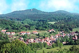 View from the Berwartstein castle to Erlenbach bei Dahn.jpg