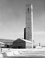 Vihannin kaivoksen kaivostorni, 1956.jpg