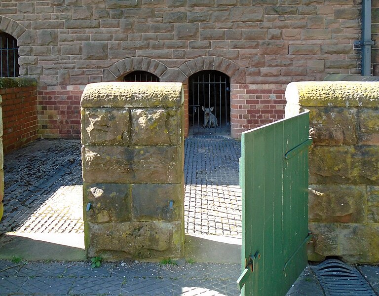 File:Visitor centre, Speke Hall 03.jpg