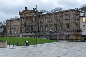 Vista del edificio de recepción de la estación principal de trenes (2018)