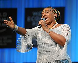 Yvonne Chaka Chaka: Dél-afrikai énekes