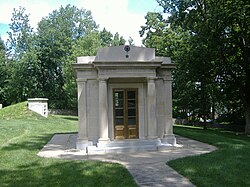 Zachary Taylor Grave.JPG