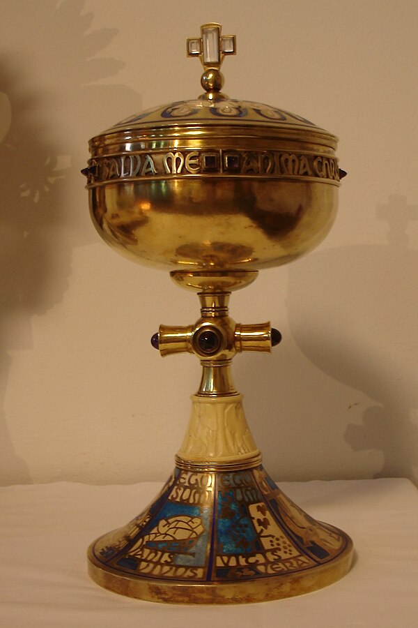 Ciborium, made by the metal and stone sculptor Ernst Hanssen for the St. Francis Church in Hamburg-Barmbek