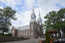 Igreja de Saint-Félicien em Saint-Félicien, Quebec 08.jpg