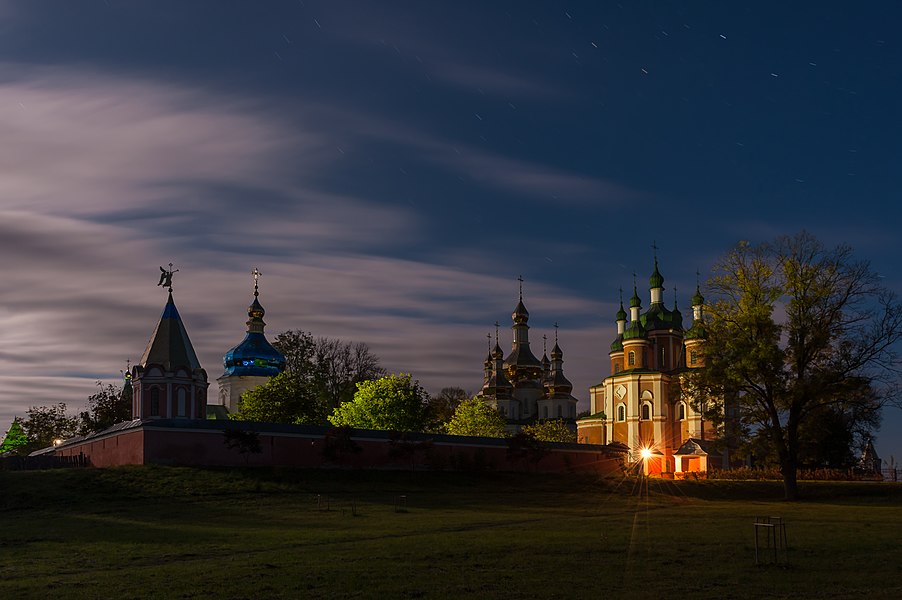 Hustynia Trinity Monastery, Chernihiv Oblast Photographer: Dmytro Balkhovitin