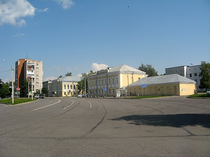 Barracks of the 146th Tsaritsynsky regiment: the commander's home and the grenadier school