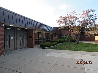 <span class="mw-page-title-main">Chicago Futabakai Japanese School</span> Private 1-9 school in Arlington Heights, Illinois, United States