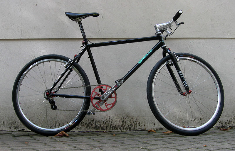 File:0126-fahrradsammlung-RalfR.jpg