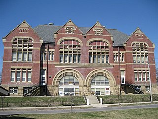 <span class="mw-page-title-main">Medary Avenue Elementary School</span> School building in Columbus, Ohio