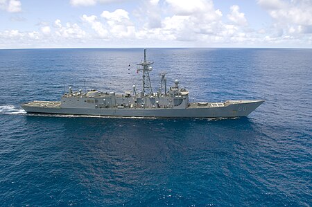 Tập_tin:080713-N-7949W-084_-_USS_Rodney_M._Davis_(FFG-60).jpg