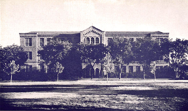 The Science Building at the North Texas Agricultural College in 1941. The building was constructed in 1928 and has since been renamed Preston Hall. It