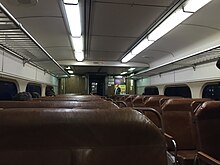 2015-04-09 06 50 39 Интерьер вагона NJ Transit на северо-восточном коридоре. Jpg