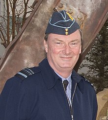 20160310 - Air Marshal Reynolds 2017-1 mart oylariga tashrif buyurdi (32545213323) (kesilgan) .jpg