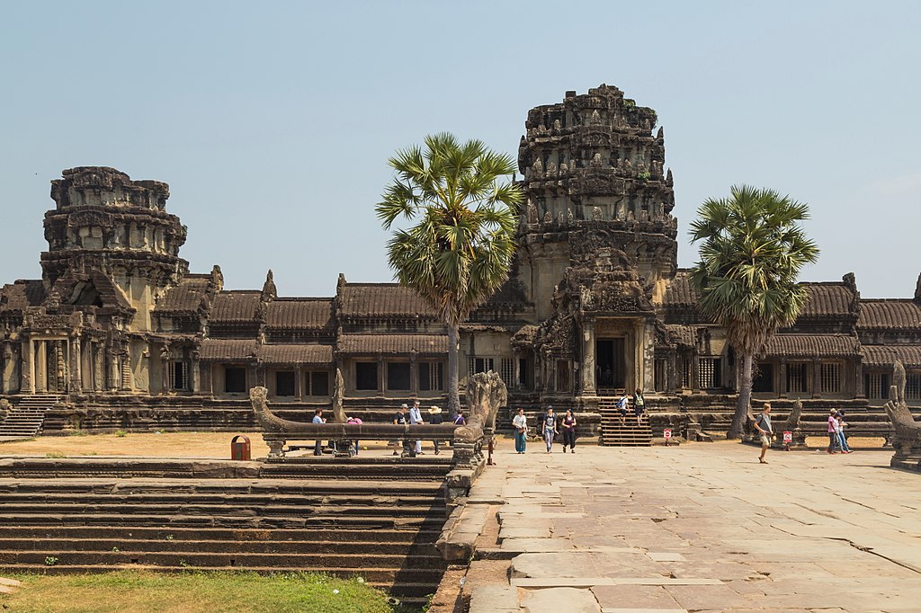 2016 Angkor, Angkor Wat, Brama Angkor Wat (48)