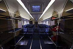 Interno della carrozza business class ED4MKM-AERO