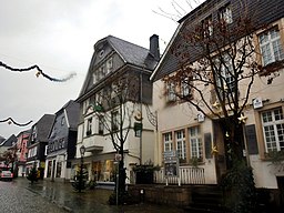 Alter Markt in Arnsberg mit Hotel Goldener Stern - panoramio