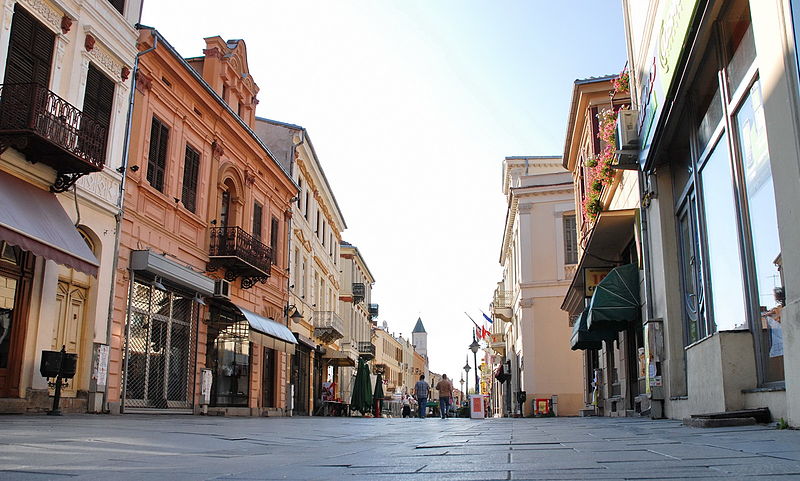 File:Ambientalna ulica Marsal Tito-Bitola (10).jpg