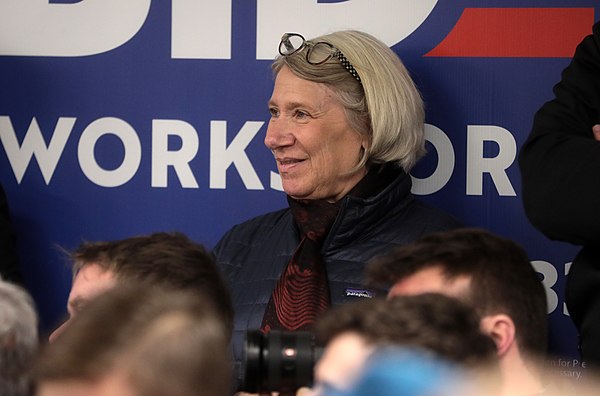 Dunn at a campaign event for Joe Biden in January 2020.
