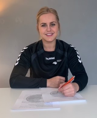 <span class="mw-page-title-main">Anouk Nieuwenweg</span> Dutch handball player