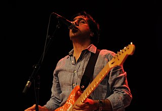 <span class="mw-page-title-main">Arash Sobhani</span> Iranian singer (born 1971)