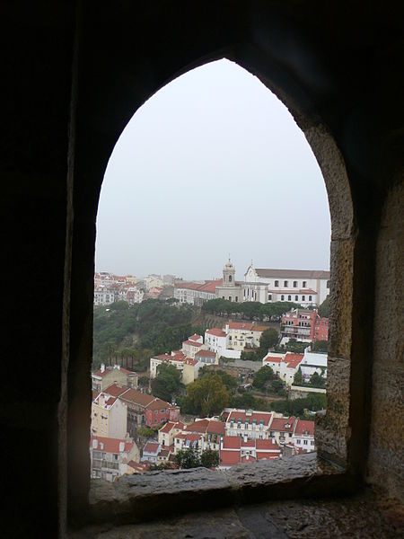 File:At Castel de Sao Jorge in Lisbon (4225396146).jpg