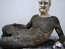 Details Babuino figure.JPG