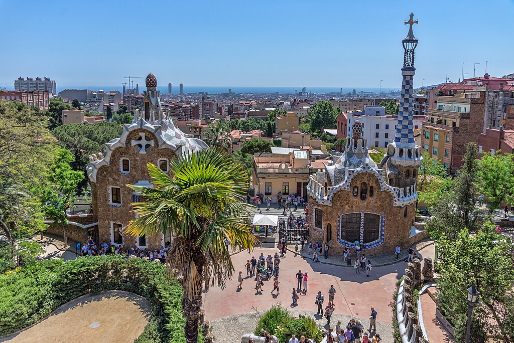 Parc Guell à Barcelone : Un beau parc à la visite déconseillée pour cause de tourisme de masse - Photo de Jean-Christophe Benoist