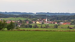 Ruderatshofen při pohledu z východu