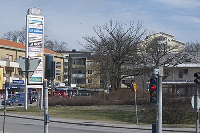 Vägbeskrivningar till Björknäs Centrum med kollektivtrafik