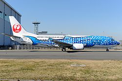 Boeing 737—400 авиакомпании Japan Transocean Air в особой ливрее