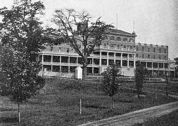 The Brant Hotel in 1902. Located on the shore of Lake Ontario in Burlington, the hotel was erected on the former homestead of Joseph Brant, and was th