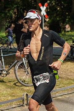 Brent McMahon 2021 Ironman Kejuaraan Eropa Frankfurt.jpg