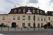 Deutsch: denkmalgeschütztes Rathaus in Brunn am Gebirge