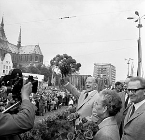 Walter Ulbricht: Mládí, První světová válka a Výmarská republika, 1933–1945