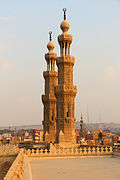 Cairo, moschea di al-muayyad, tetti, con cupola del mausoleo e minareti di bab zuweila, 17.JPG