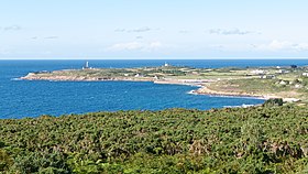 Cap Lévi: Fuerte Lévi, faro de Cap Lévi, semáforo y puerto.