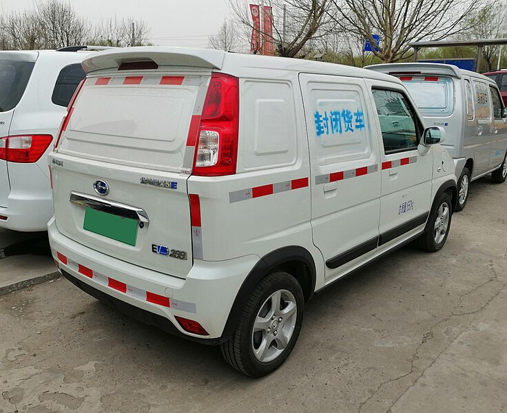 File:Changhe Beidouxing X5E Panel Van 02 China 2019-03-28.jpg