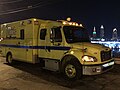アメリカの救急車 （黄主体色）