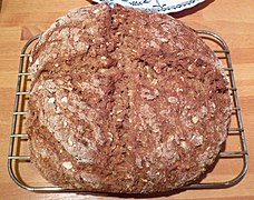 Corrigan loaf 01 (3177771098).jpg