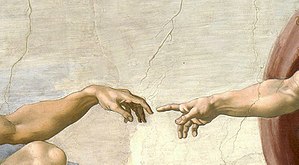 Slavné Stvoření Adama od Michelangela (dole detail Boží ruky), asi r. 1512